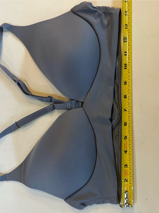 Victoria's Secret Other - Victoria's Secret Smooth Padded Plunge Bra
